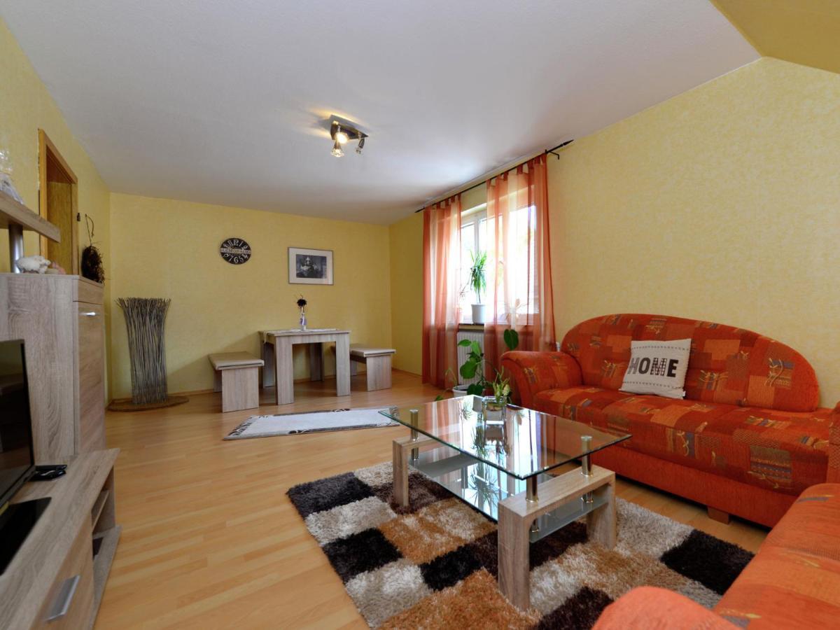 Bright Apartment In The Sauerland With Conservatory Large Terrace And Awning Assinghausen Habitación foto